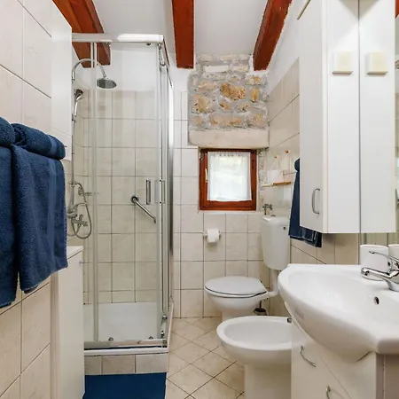 Josip Apartment Plomin