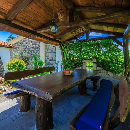 Apartment Josip Plomin