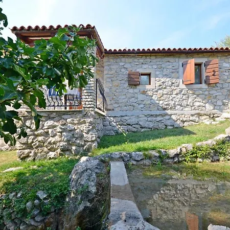 Josip Apartment Plomin