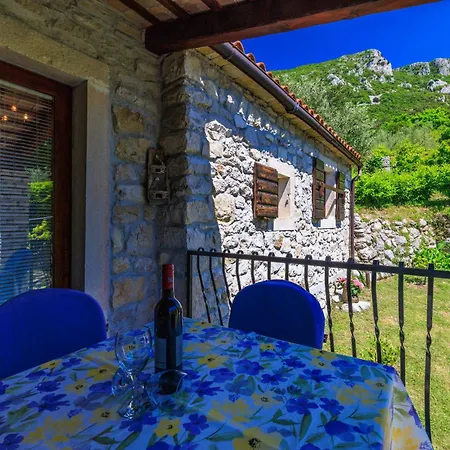 Apartment Josip *