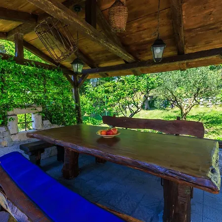 Josip Apartment Plomin