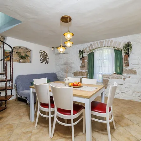 Josip * פלומין