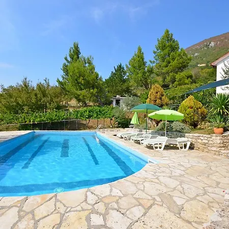 Apartment Josip